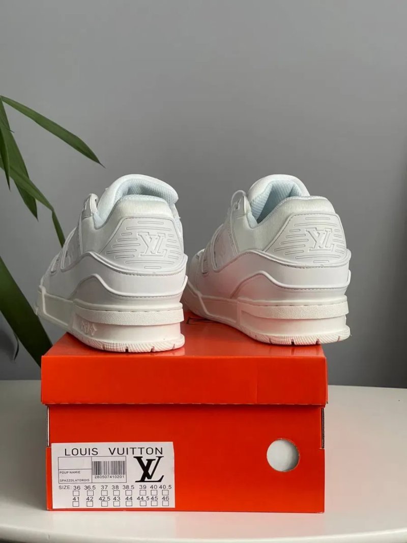 Топова Модель! Кросівки Louis Vuitton Trainer Triple White •Луї Віттон (білі) Шкіра — фото 7