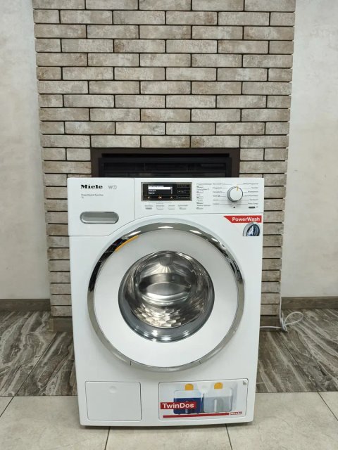 Топова пральна машина Miele W1 WMR860 PowerWash & TwinDos XL SteamFinish 1222год, 1600об/хв