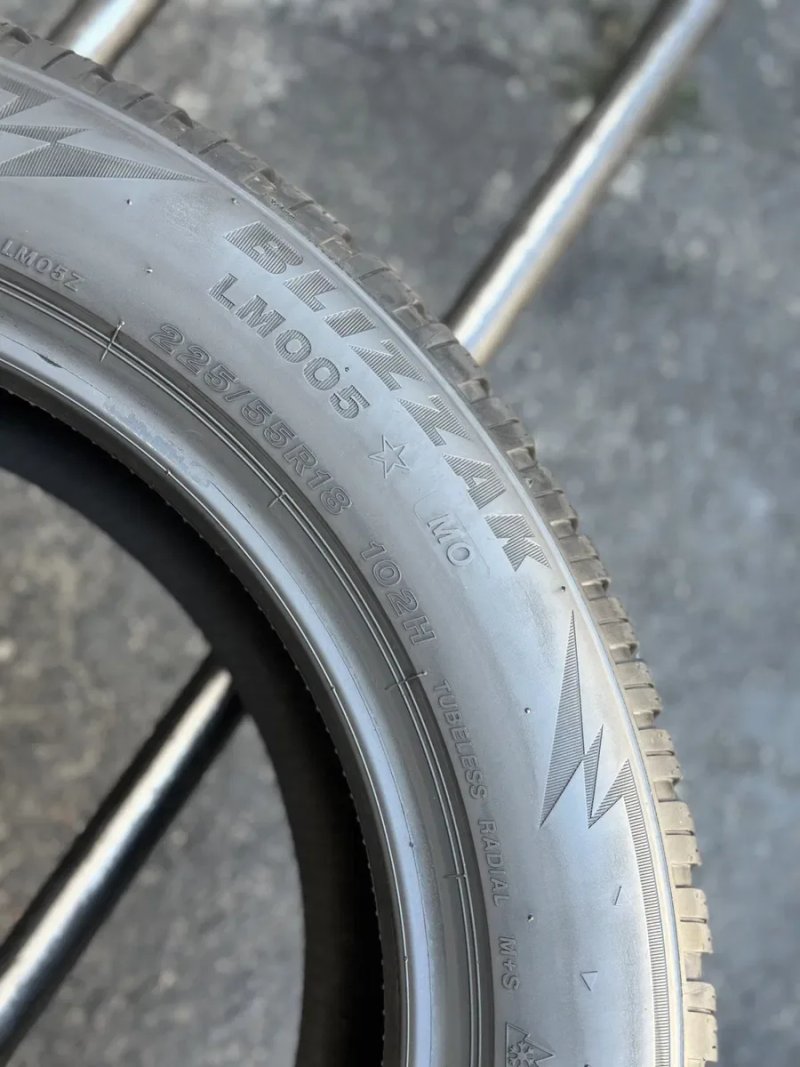 Топові шини‼️ Bridgestone Blizzak LM005 102H 225/55 r18 7.3мм 2023рік‼️Зимові шини — фото 5
