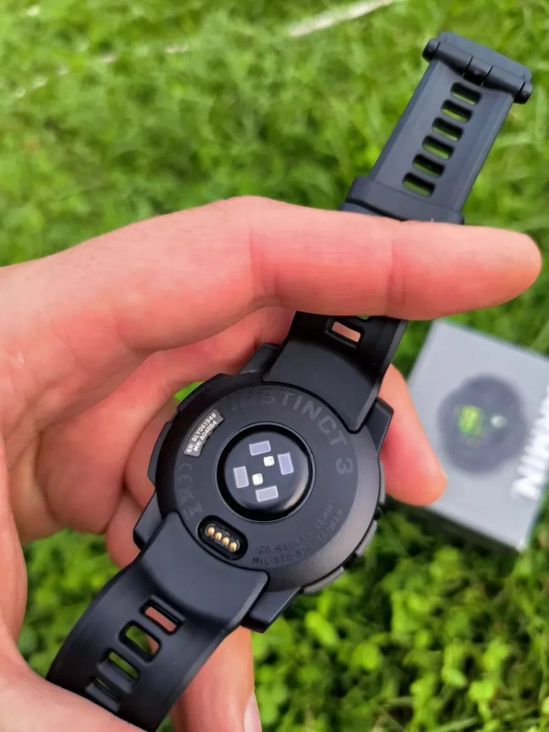 Топовий! Garmin Instinct 3 Amoled 45mm, Ліхтарик! — фото 3