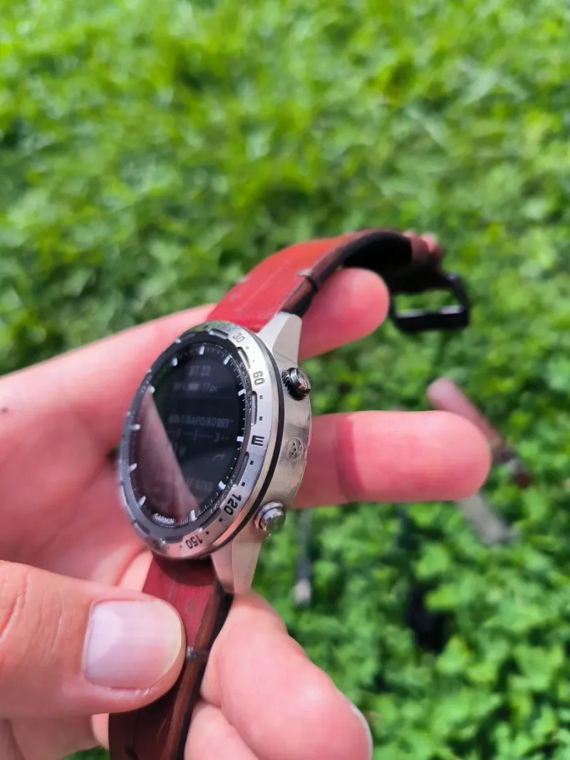 Топовий Garmin MARQ Adventurer  Sapphire Titanium 47mm — фото 7
