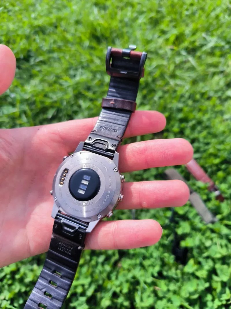 Топовий Garmin MARQ Adventurer  Sapphire Titanium 47mm — фото 8