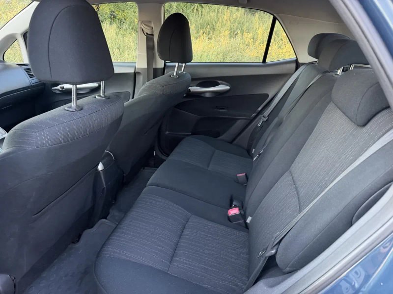 Toyota Auris 1.6 Avtomat — фото 6