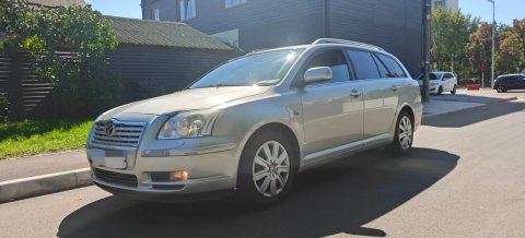 Toyota Avensis 2006 2,2 дизель механіка
