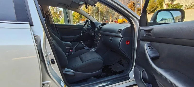 Toyota Avensis 2006 2,2 дизель механіка — фото 7