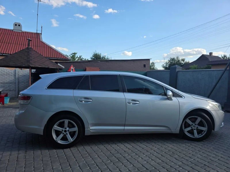 ‼️Toyota avensis 2010 года 2.2 дизель, автомат — фото 2