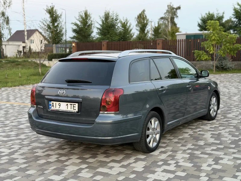 Toyota avensis d4d 2.0 дизель — фото 7