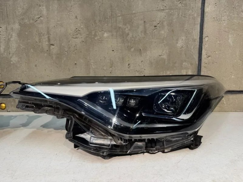 Toyota C-HR Full LED фари комплект оригінал OEM Europe Adaptive LED 2019 2020 2021 2022 2023 — фото 2