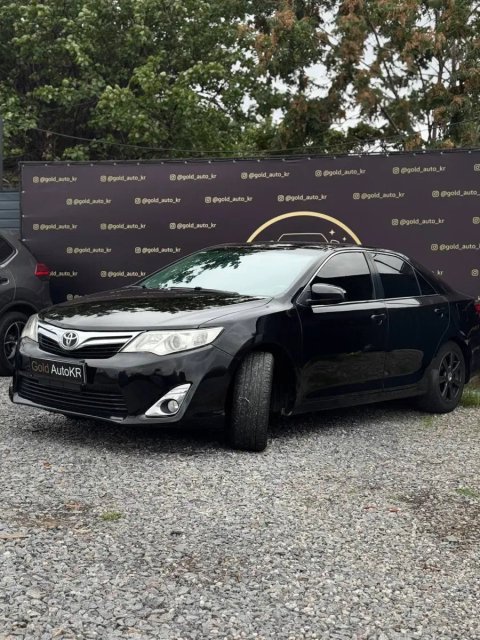Toyota Camry 50