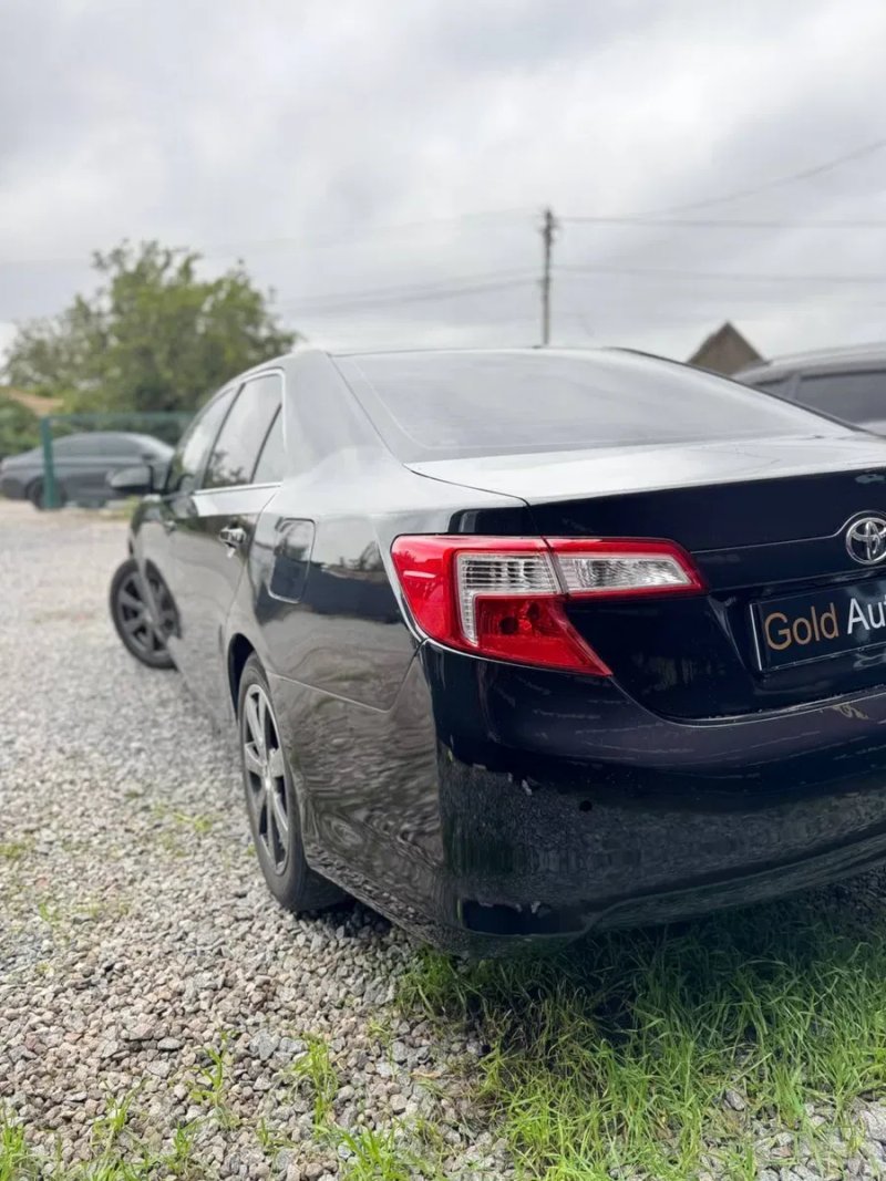 Toyota Camry 50 — фото 2