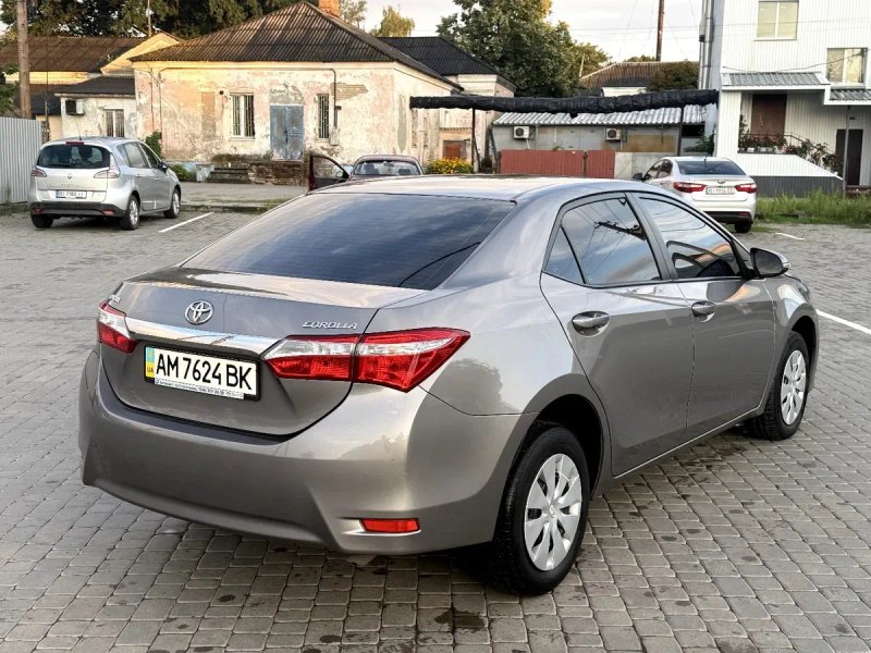 Toyota Corolla 2013!  83 тис км пробіг! Не Фарбована! — фото 6