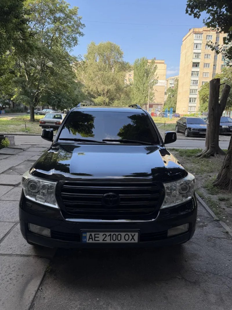 Toyota Land Cruiser 200 год 2011. — фото 2