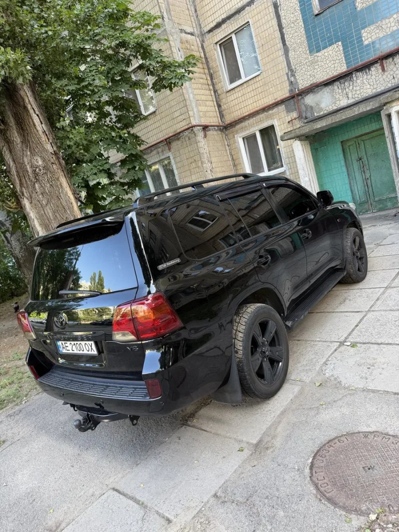 Toyota Land Cruiser 200 год 2011. — фото 4