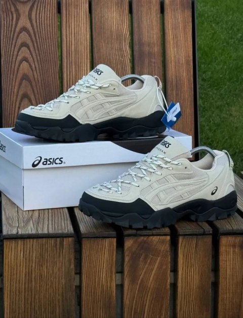 Трекінгова модель ASICS чоловічі кросівки асікс на кожен день