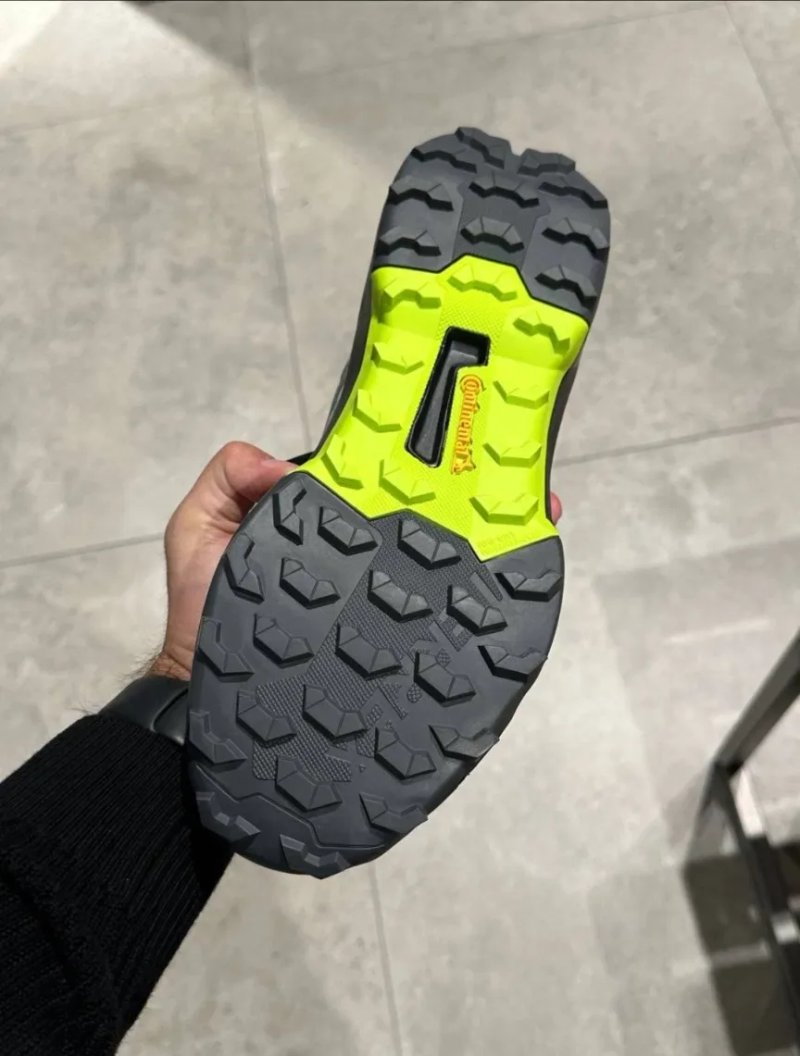 Трекінгові кросівки Adidas Terrex AX4 GTX — фото 6