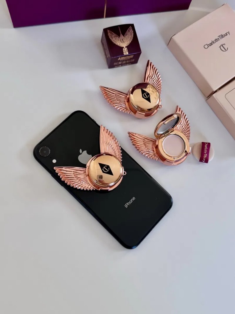 Тримач для телефону Charlotte Tilbury з пудрою — фото 3