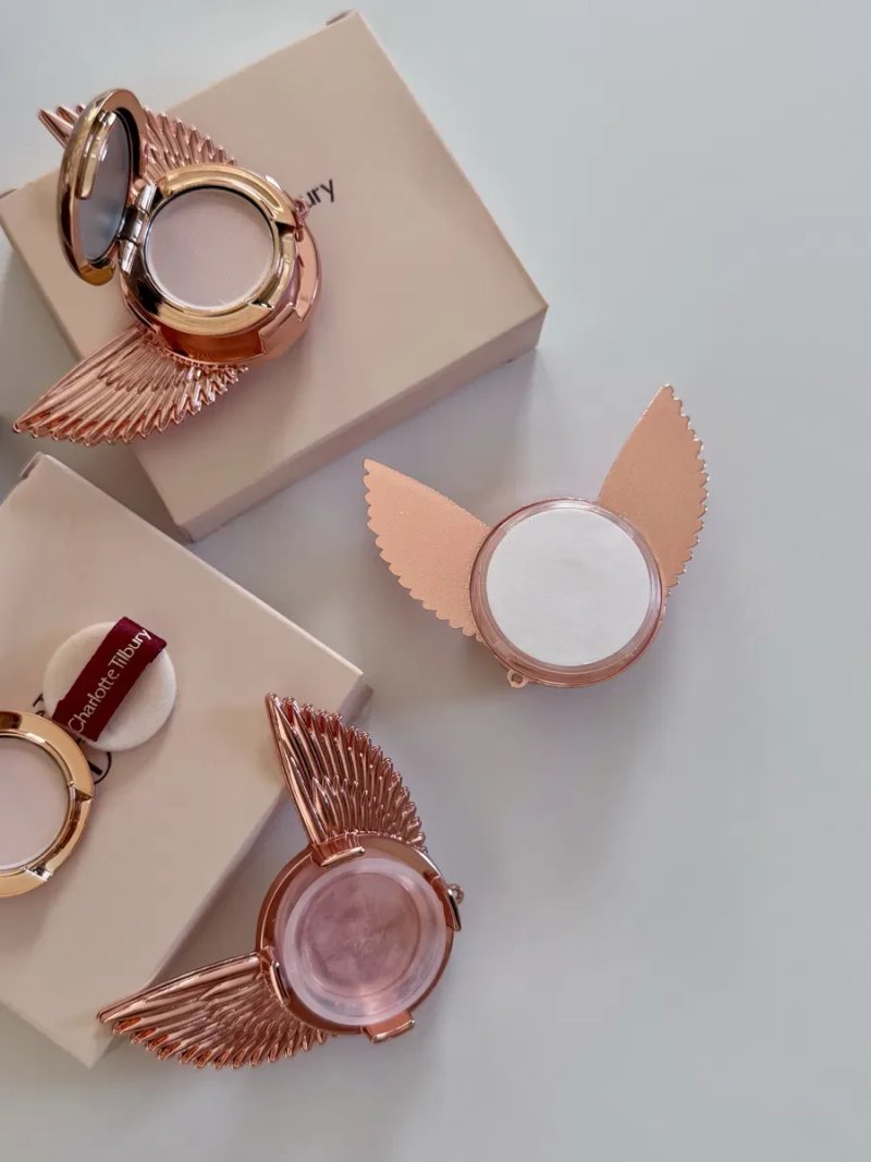 Тримач для телефону Charlotte Tilbury з пудрою — фото 5