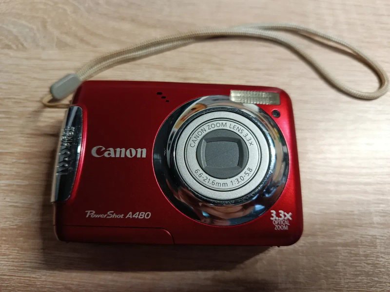 Цифровий фотоаппарат Canon PowerShot A480 Red (Повний комплект + Y2K естетика) — фото 2