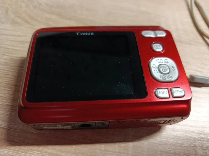 Цифровий фотоаппарат Canon PowerShot A480 Red (Повний комплект + Y2K естетика) — фото 4