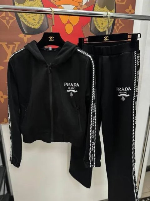 ЦІНА БУЛА 4800!Жіночий брендовий спортивний костюм чорний Prada комплект,женский спортивный костюм кофта штаны весенний стильный комплект для женщин