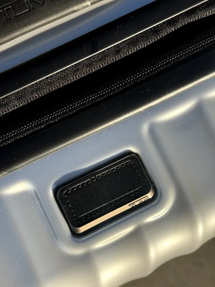 Tumi   Degree International Expandable 4 Wheeled Carry-On  валіза ручна поклажа/чемодан Tumi ручная кладь — фото 2