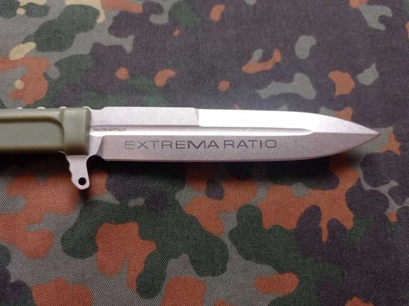 Туристичний мисливський ніж Extrema Ratio Requiem Green 23.8см,тактичний похідний ніж з гравіюнням Extrema Ratio,пластикові ножни з кріпленням MOLLE — фото 4