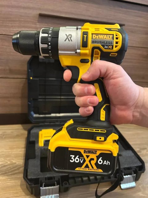 Ударний безщітковий шуруповерт DeWALT 36V 6AH металевий патрон 13мм