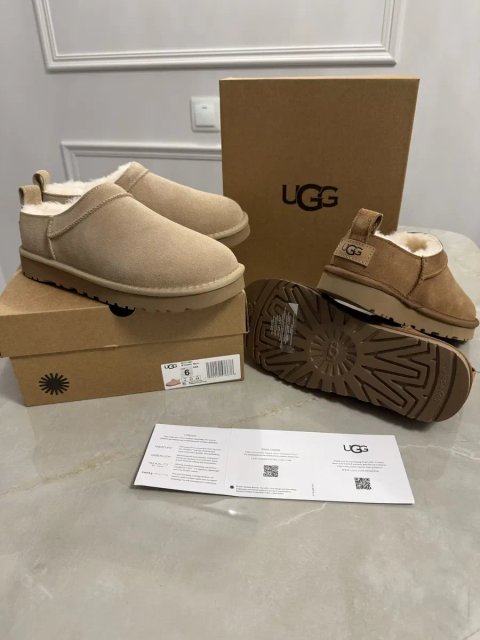 Ugg Micro низькі черевики Ugg Classic Micro