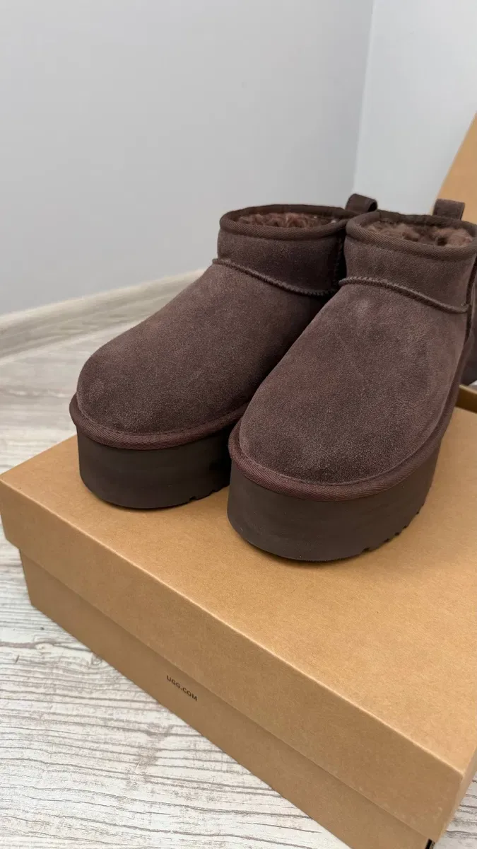 UGG Mini Classic 37 розмір уггі  угги — фото 2