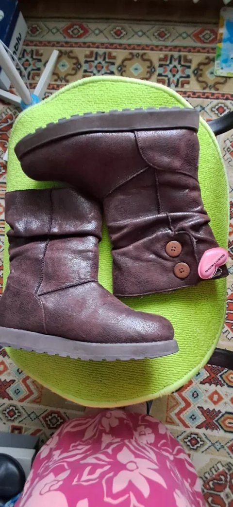 уггі 41р Sketchers