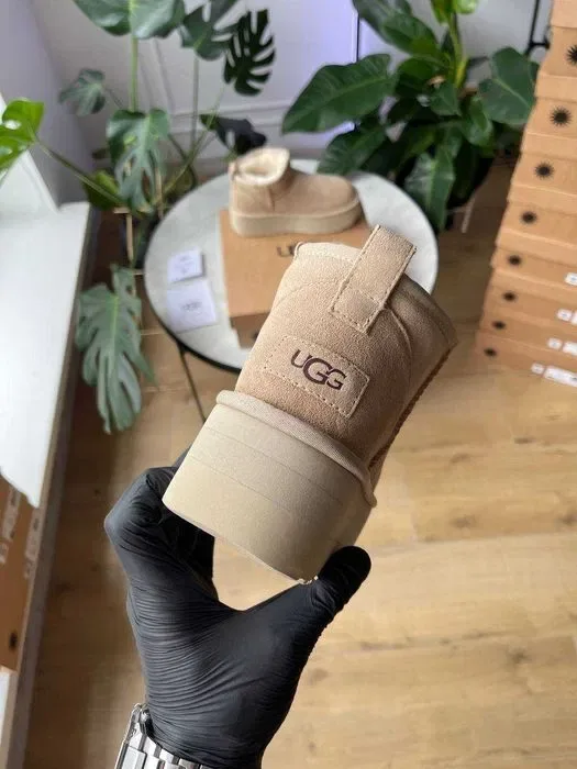 Уггі UGG Ultra Mini Platform Sand premium натуральна замша та овчина — фото 3