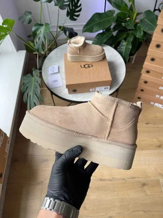 Уггі UGG Ultra Mini Platform Sand premium натуральна замша та овчина — фото 4