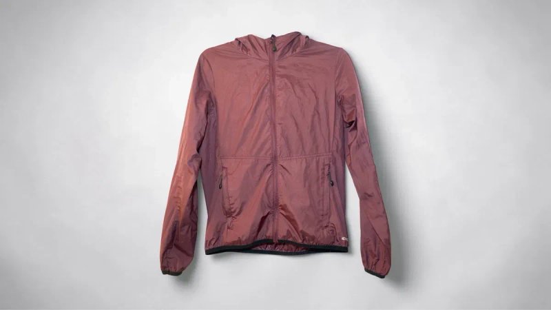 Ультралегка жіноча вітрівка NRG (Size S) — 140 г, стан ідеальний — фото 2