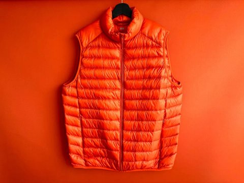 UNIQLO DOWN оригінал чоловіча легка пухова жилетка безрукавка куртка розмір XL