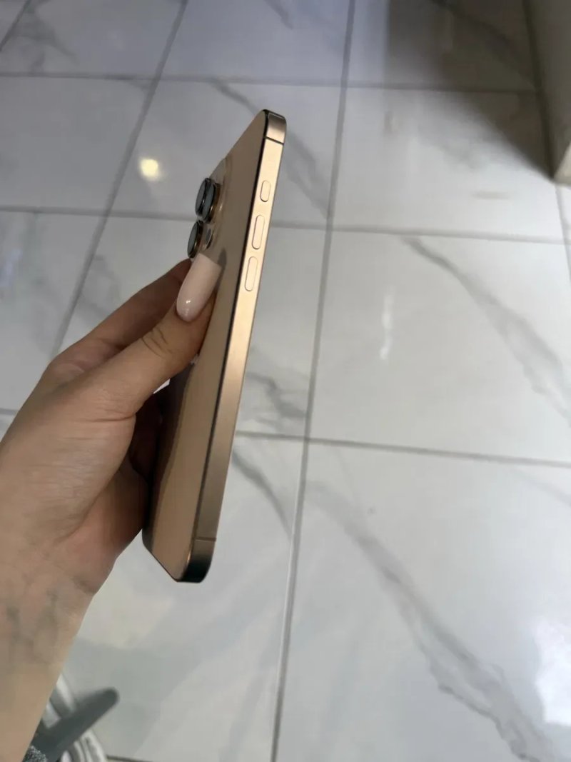Used iPhone 16 Pro Max 256gb Desert e-sim — фото 5