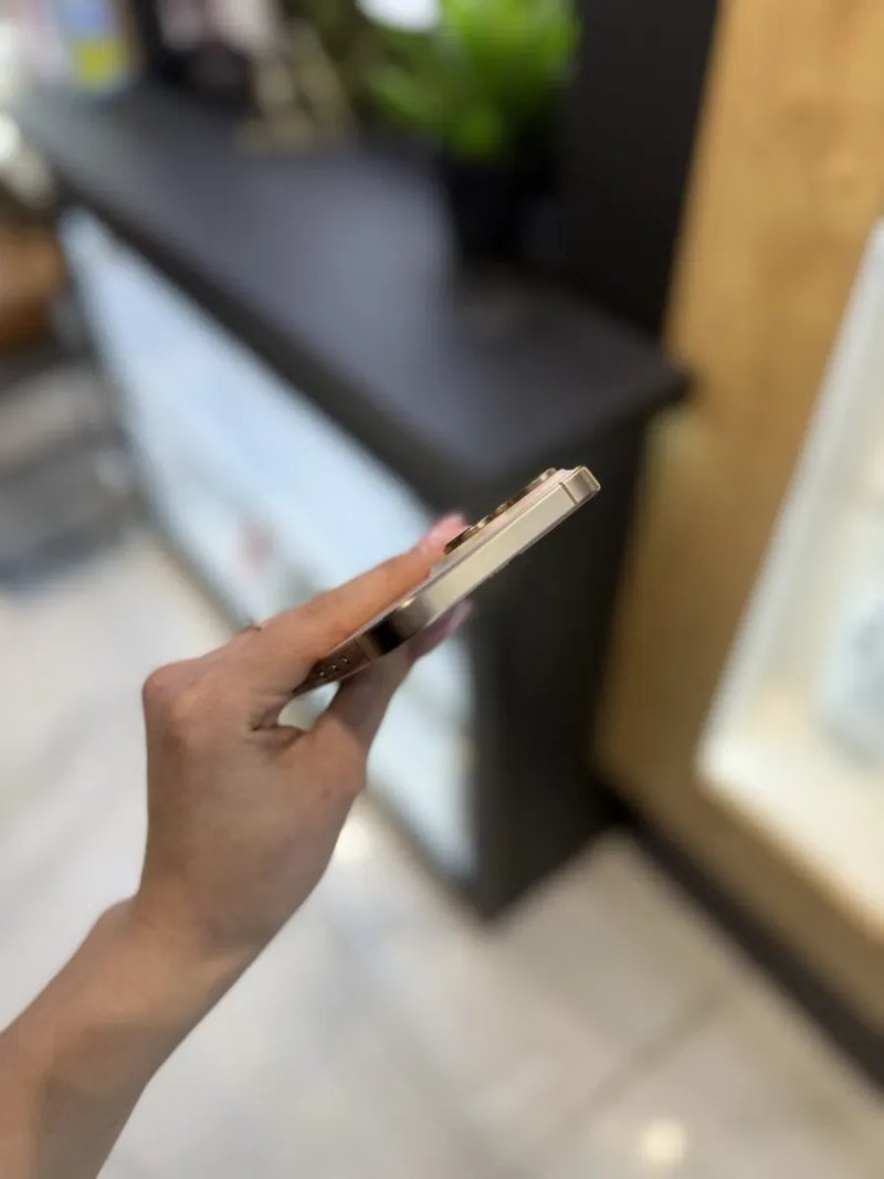 Used iPhone 16 Pro Max 256gb Desert (global) — фото 3