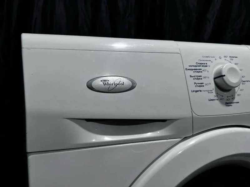 Узкая 3.5 кг 1000 об стиральная машина WHIRLPOOL с дисплеем. Доставка бесплатно — фото 4