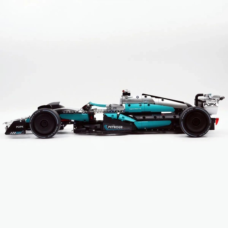 ‼️В КОРОБЦІ‼️ Конструктор Technic – F1 Mercedes-AMG W15 — фото 4