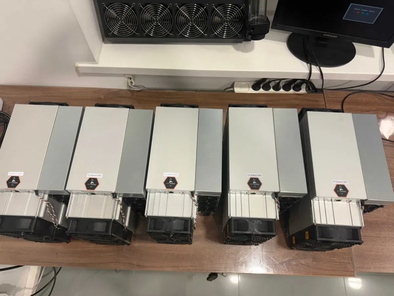 В наявності - NEW Asic Antminer L9 15 Gh, Xilinx, Асік + Гарантія — фото 4