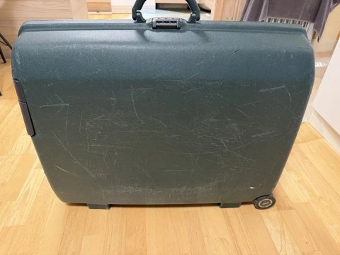 Валіза  дорожня /фірма Samsonite  розмір XL