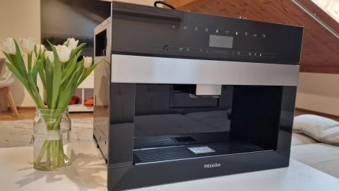 Вбудована кавомашина Miele CVA 7440