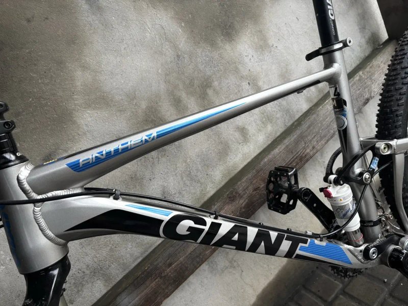 Велосипед GIANT Anthem Гидравлика на DEORE XT Rock Shox Воздух Двухподвес как Новый!!! — фото 2