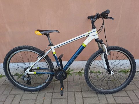 Велосипед горний Raleigh  на 26" колесах з Німеччини б/в