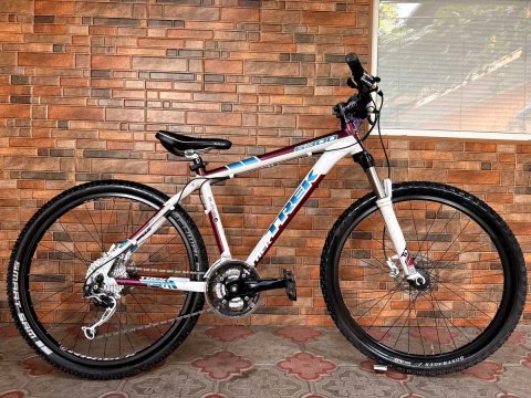 Велосипед TREK 6300 26"M" Shimano DEORE XT, ROCK SHOX Гідравліка