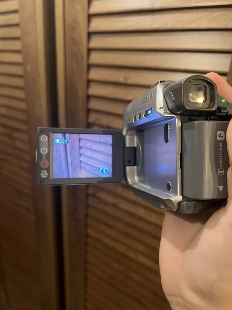 Відеокамера Sony Handycam DCR-HC32E MiniDV / топовий комплект з док-станцією — фото 3