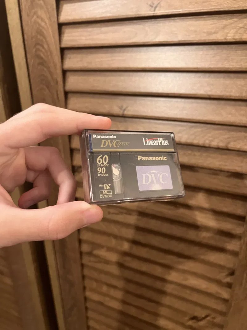 Відеокамера Sony Handycam DCR-HC32E MiniDV / топовий комплект з док-станцією — фото 5