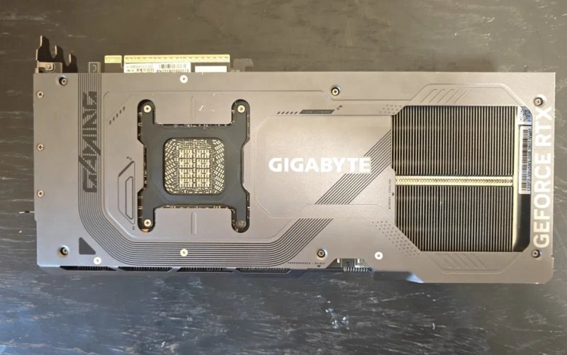 Відеокарта Gigabyte Gaming OC RTX 5090 32 GB GDDR-7 Магазин CompiC — фото 3