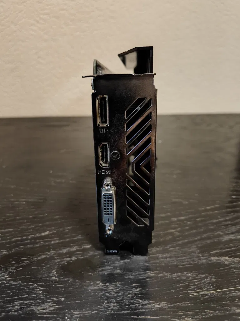 Відеокарта Gigabyte GTX 1650 4Gb GDDR-6 Магазин CompiC — фото 5