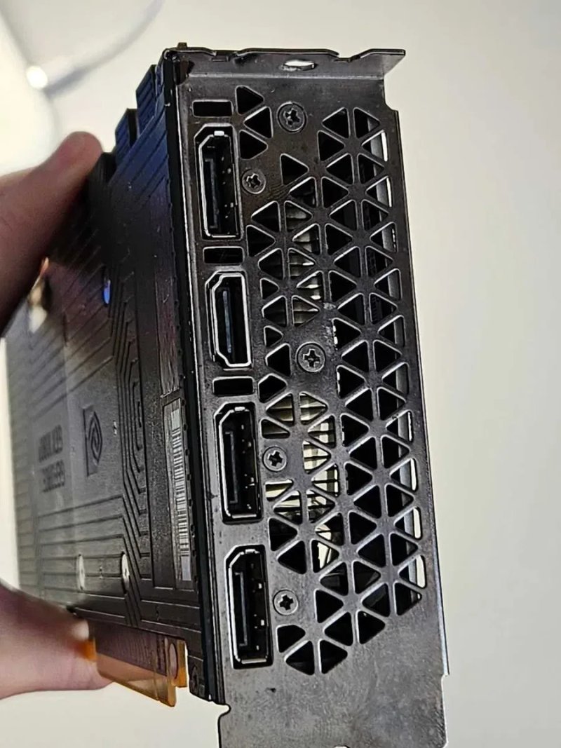 Видеокарта GTX1080ti 11gb Founders Edition в идеальном состоянии. Обслужена — фото 3