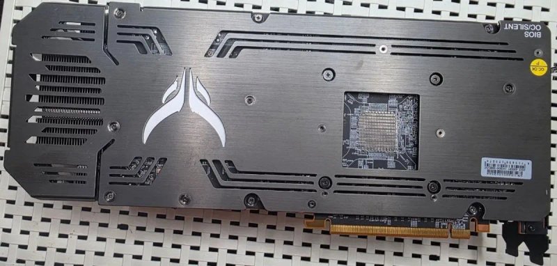 Відеокарта PowerColor Radeon RX 6900 XT Red Devil на 16 Гб — фото 3